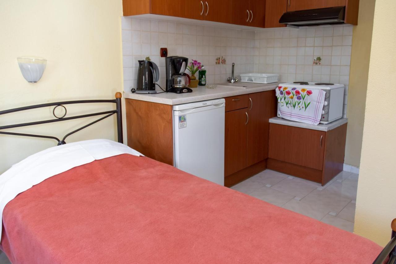 Agali Beach Pansion Mármaron Zewnętrze zdjęcie