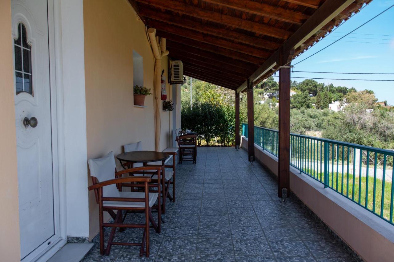 Agali Beach Pansion Mármaron Zewnętrze zdjęcie