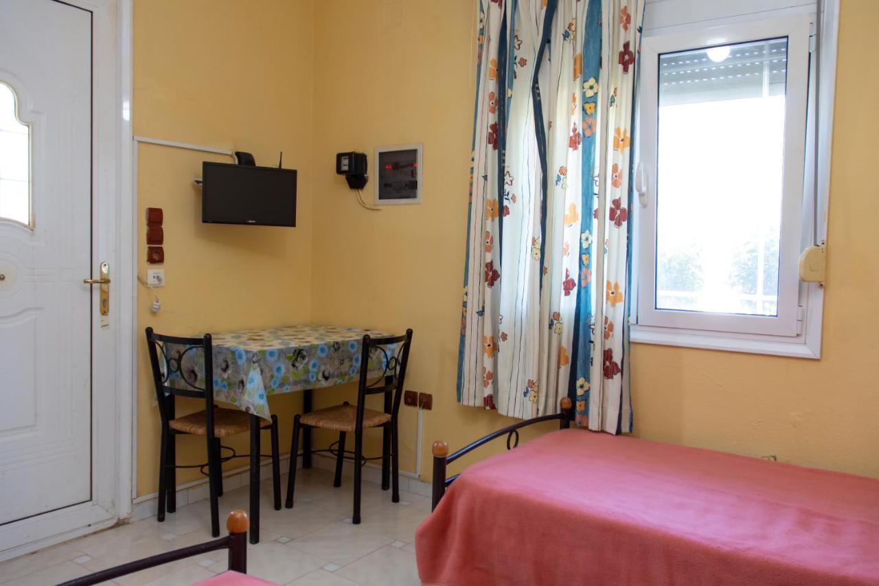 Agali Beach Pansion Mármaron Zewnętrze zdjęcie