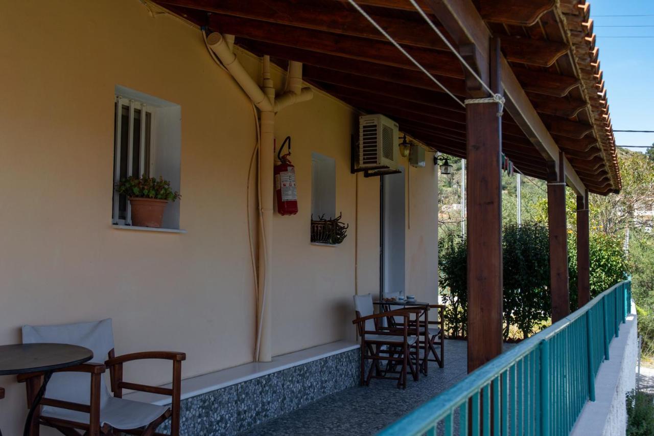 Agali Beach Pansion Mármaron Zewnętrze zdjęcie